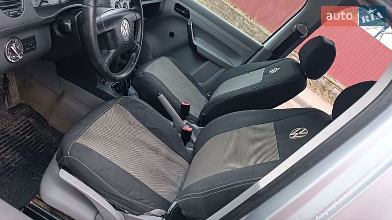 Минивэн Volkswagen Caddy 2006 в Сарнах