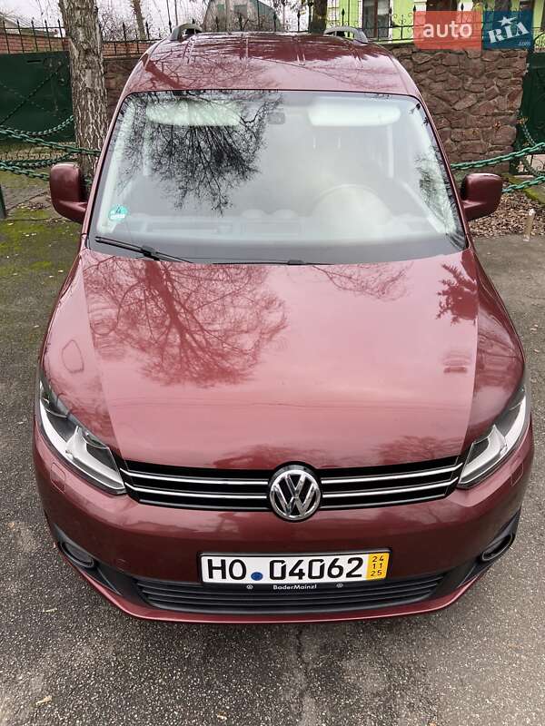 Мінівен Volkswagen Caddy 2014 в Києві