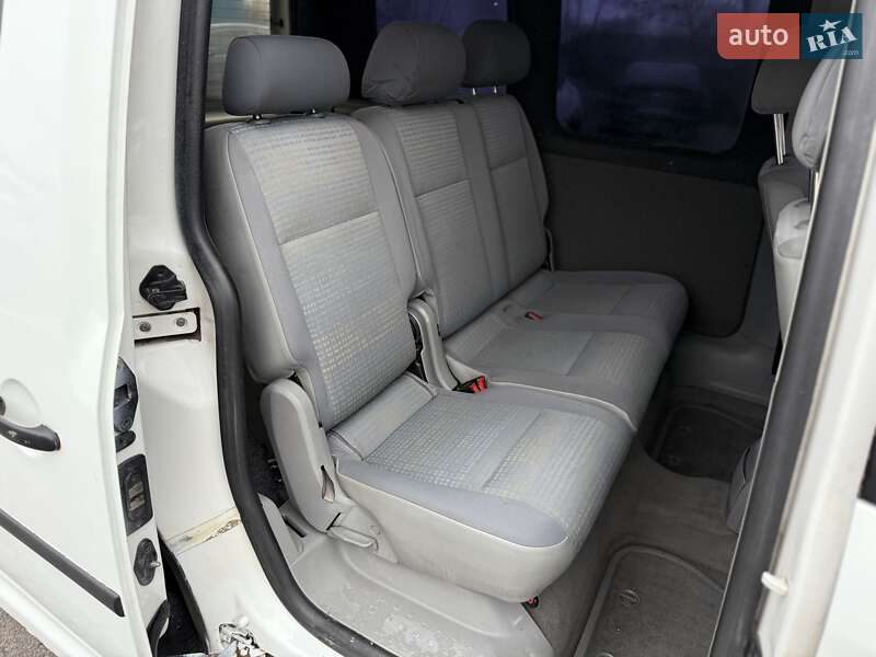 Минивэн Volkswagen Caddy 2006 в Киеве