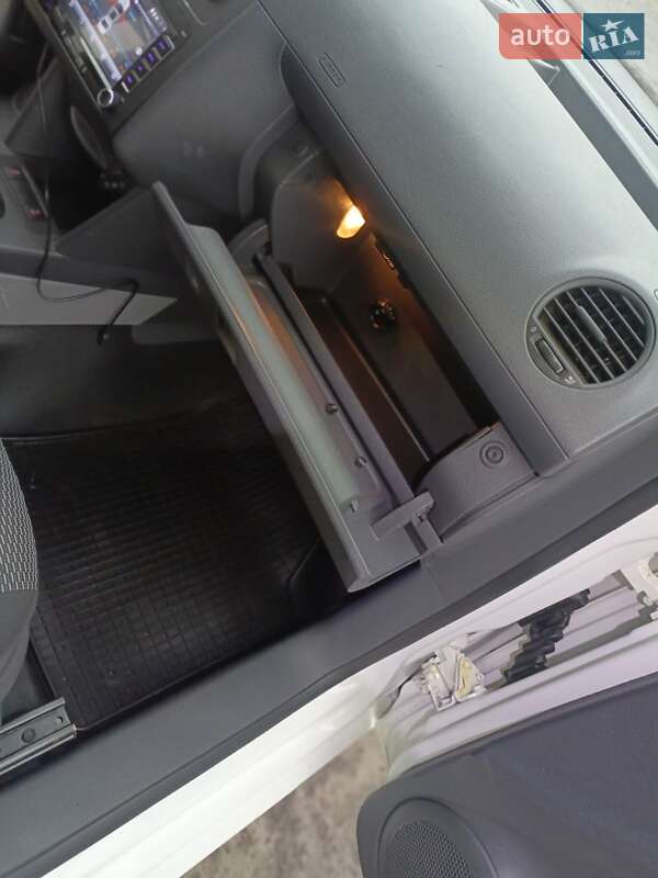 Мінівен Volkswagen Caddy 2014 в Козятині