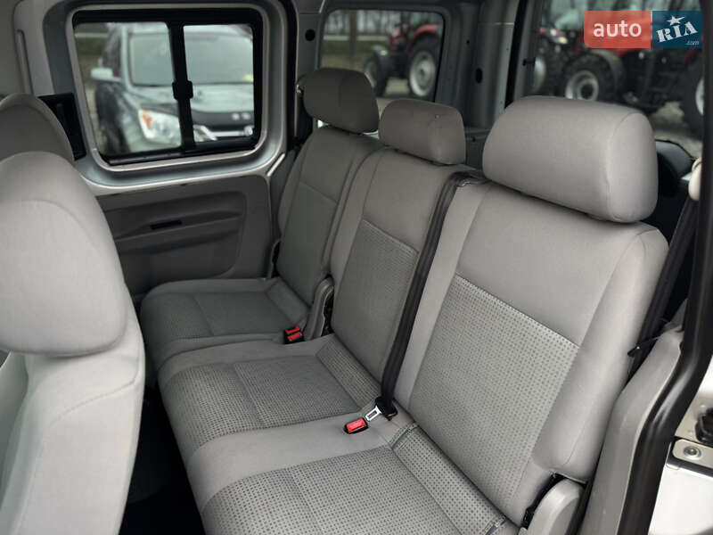 Минивэн Volkswagen Caddy 2009 в Умани фото 16 Минивэн Volkswagen Caddy 2009 в Умани
