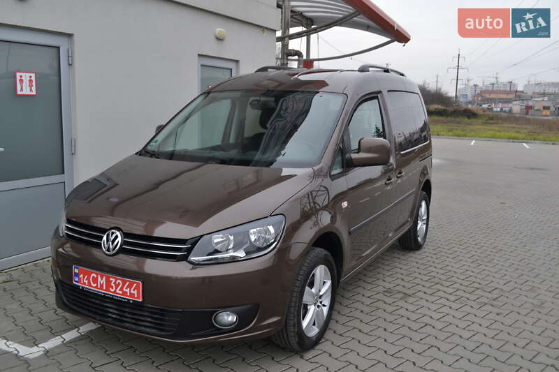 Минивэн Volkswagen Caddy 2011 в Виннице
