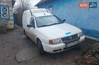 Грузовой фургон Volkswagen Caddy 2002 в Вышгороде