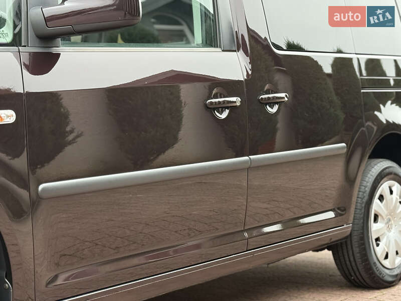 Мінівен Volkswagen Caddy 2013 в Стрию