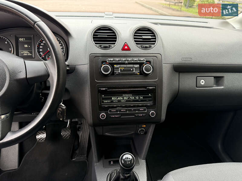 Мінівен Volkswagen Caddy 2013 в Стрию