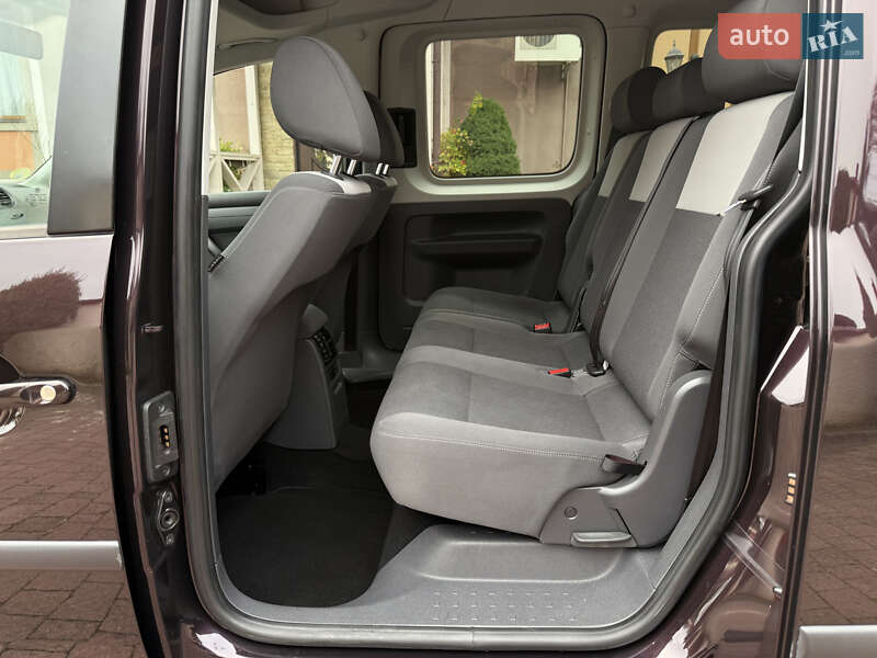 Мінівен Volkswagen Caddy 2013 в Стрию