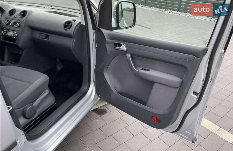 Минивэн Volkswagen Caddy 2015 в Мукачево