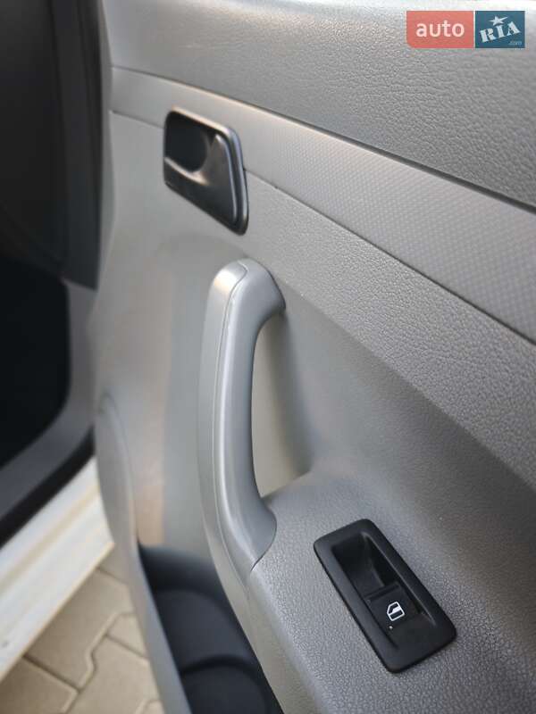Минивэн Volkswagen Caddy 2008 в Ровно фото 9 Минивэн Volkswagen Caddy 2008 в Ровно