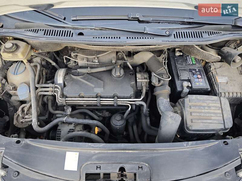 Минивэн Volkswagen Caddy 2008 в Ровно фото 29 Минивэн Volkswagen Caddy 2008 в Ровно