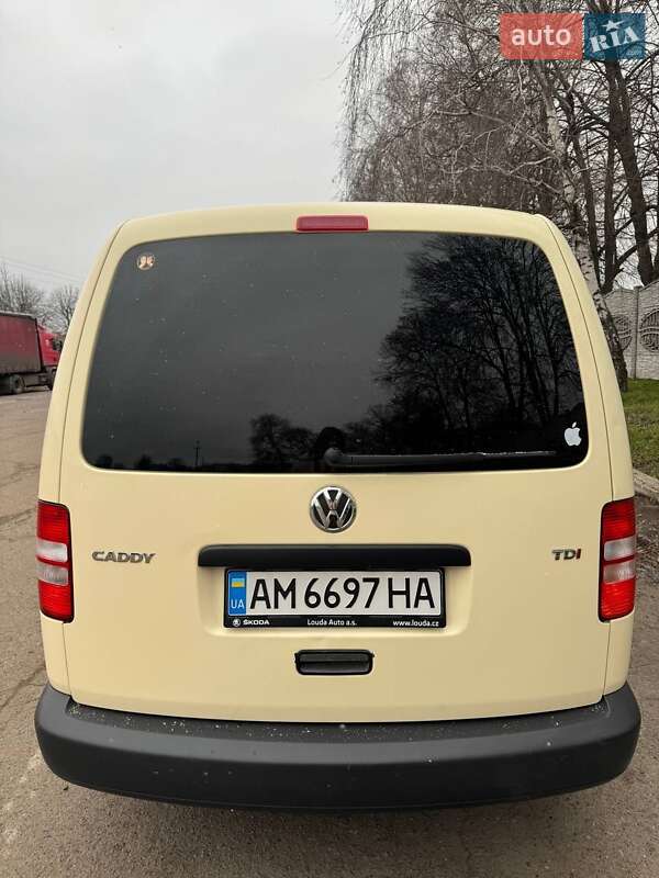 Мінівен Volkswagen Caddy 2013 в Солоному