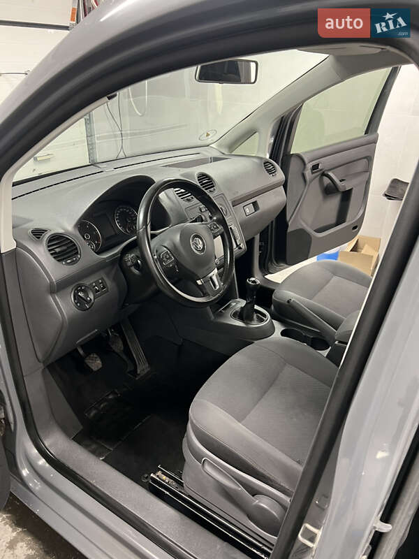 Мінівен Volkswagen Caddy 2011 в Тернополі