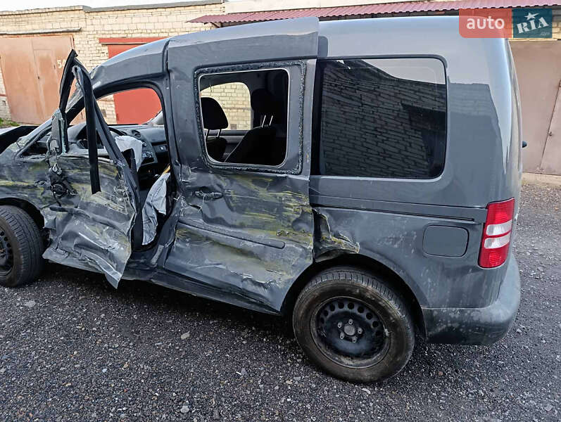 Мінівен Volkswagen Caddy 2013 в Львові