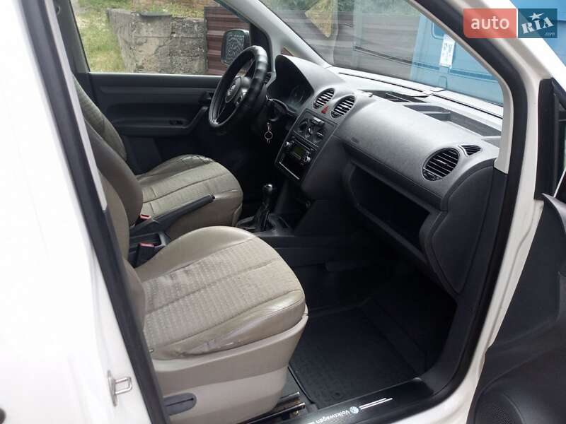 Мінівен Volkswagen Caddy 2010 в Жмеринці