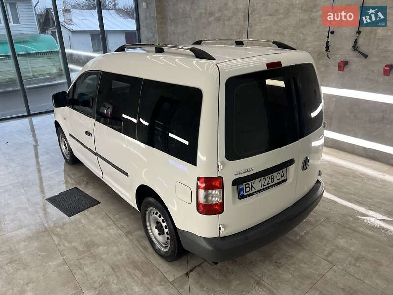 Мінівен Volkswagen Caddy 2008 в Рівному