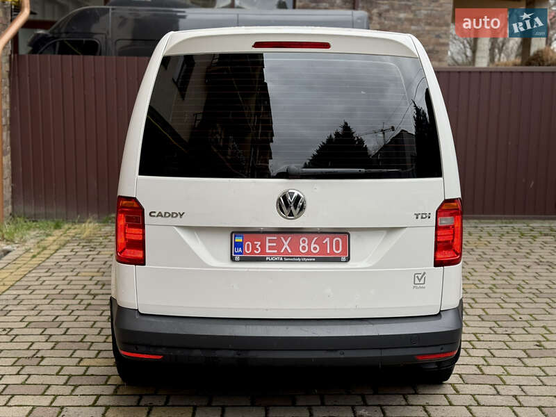 Мінівен Volkswagen Caddy 2017 в Ужгороді