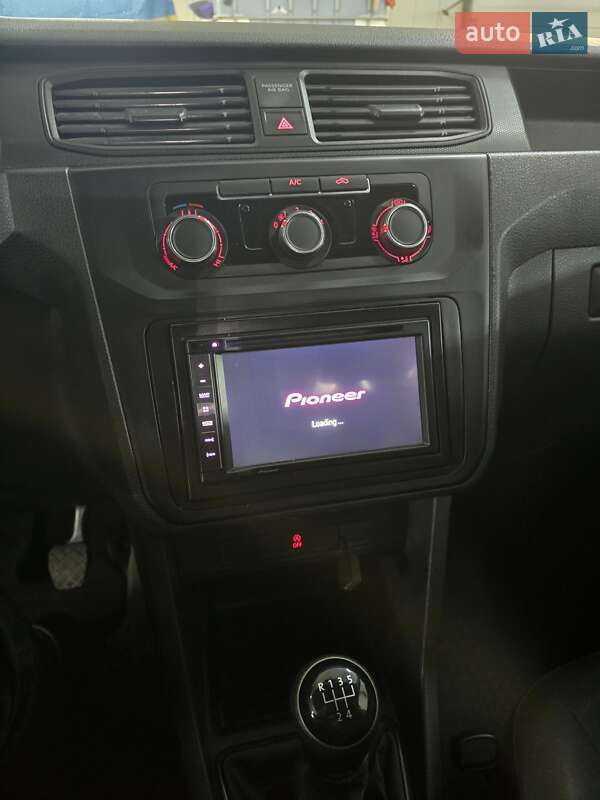 Вантажний фургон Volkswagen Caddy 2016 в Бердичеві фото 11 Вантажний фургон Volkswagen Caddy 2016 в Бердичеві