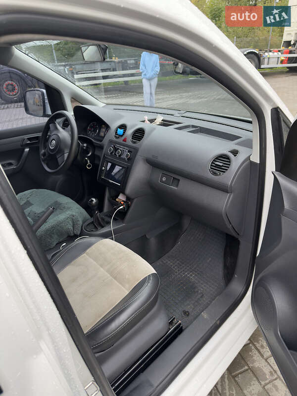 Мінівен Volkswagen Caddy 2011 в Богородчанах