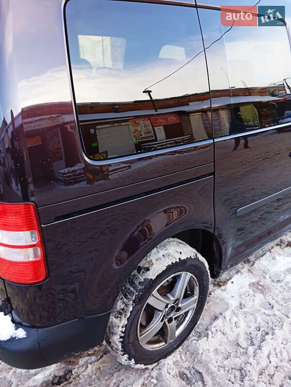 Мінівен Volkswagen Caddy 2011 в Чернігові