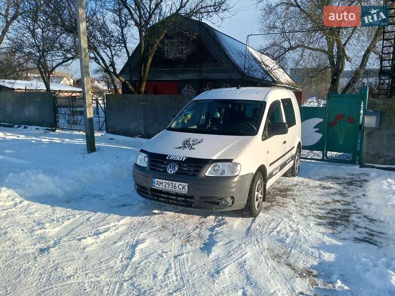 Минивэн Volkswagen Caddy 2009 в Бердичеве
