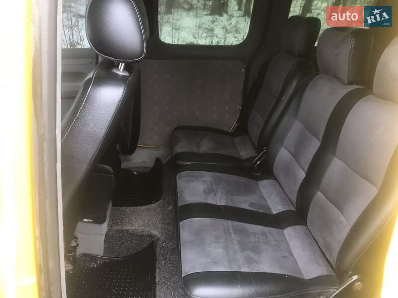 Мінівен Volkswagen Caddy 2005 в Бару