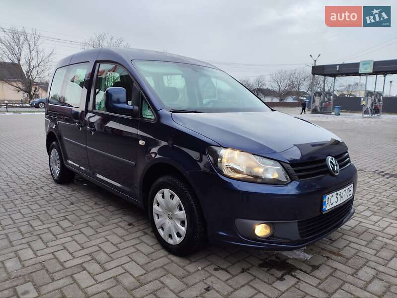 Мінівен Volkswagen Caddy 2012 в Чернівцях