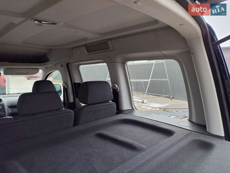 Мінівен Volkswagen Caddy 2012 в Чернівцях