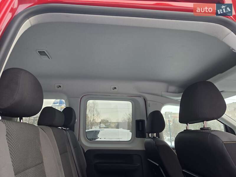 Минивэн Volkswagen Caddy 2019 в Нововолынске