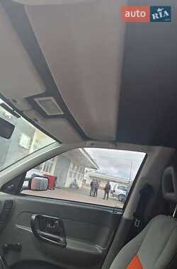 Грузовой фургон Volkswagen Caddy 2000 в Бучаче