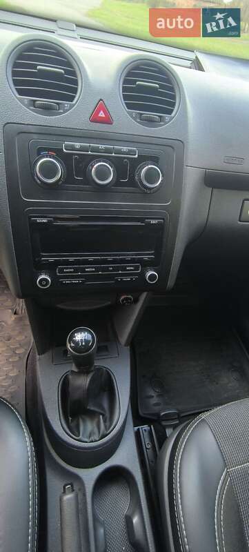 Минивэн Volkswagen Caddy 2013 в Лохвице