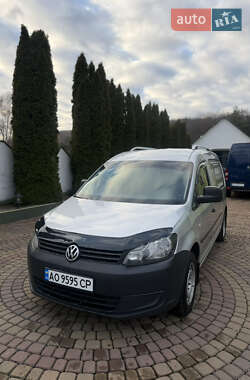 Вантажний фургон Volkswagen Caddy 2012 в Виноградові