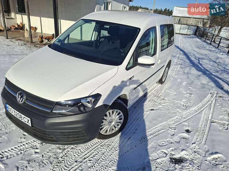 Минивэн Volkswagen Caddy 2015 в Луцке