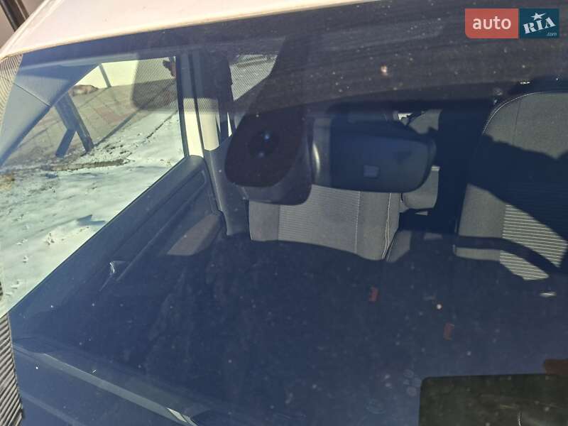 Минивэн Volkswagen Caddy 2015 в Луцке