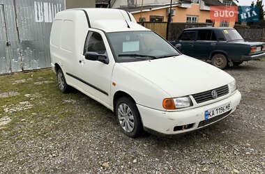 Вантажний фургон Volkswagen Caddy 2002 в Хусті