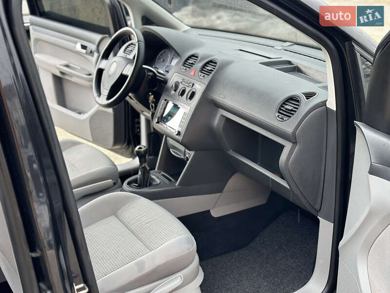 Минивэн Volkswagen Caddy 2008 в Коломые