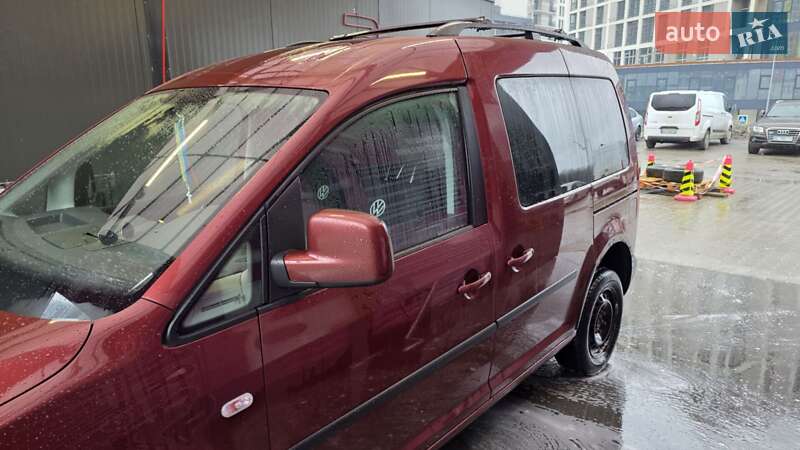 Минивэн Volkswagen Caddy 2012 в Львове