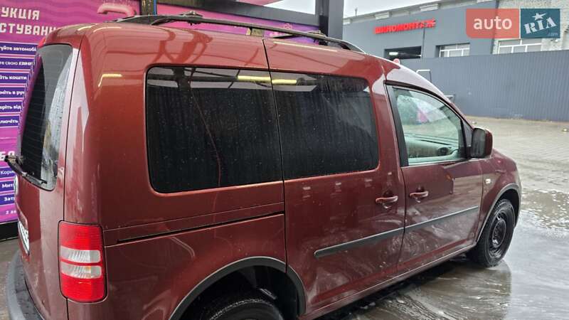 Минивэн Volkswagen Caddy 2012 в Львове