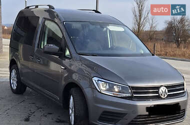 Мінівен Volkswagen Caddy 2017 в Хусті