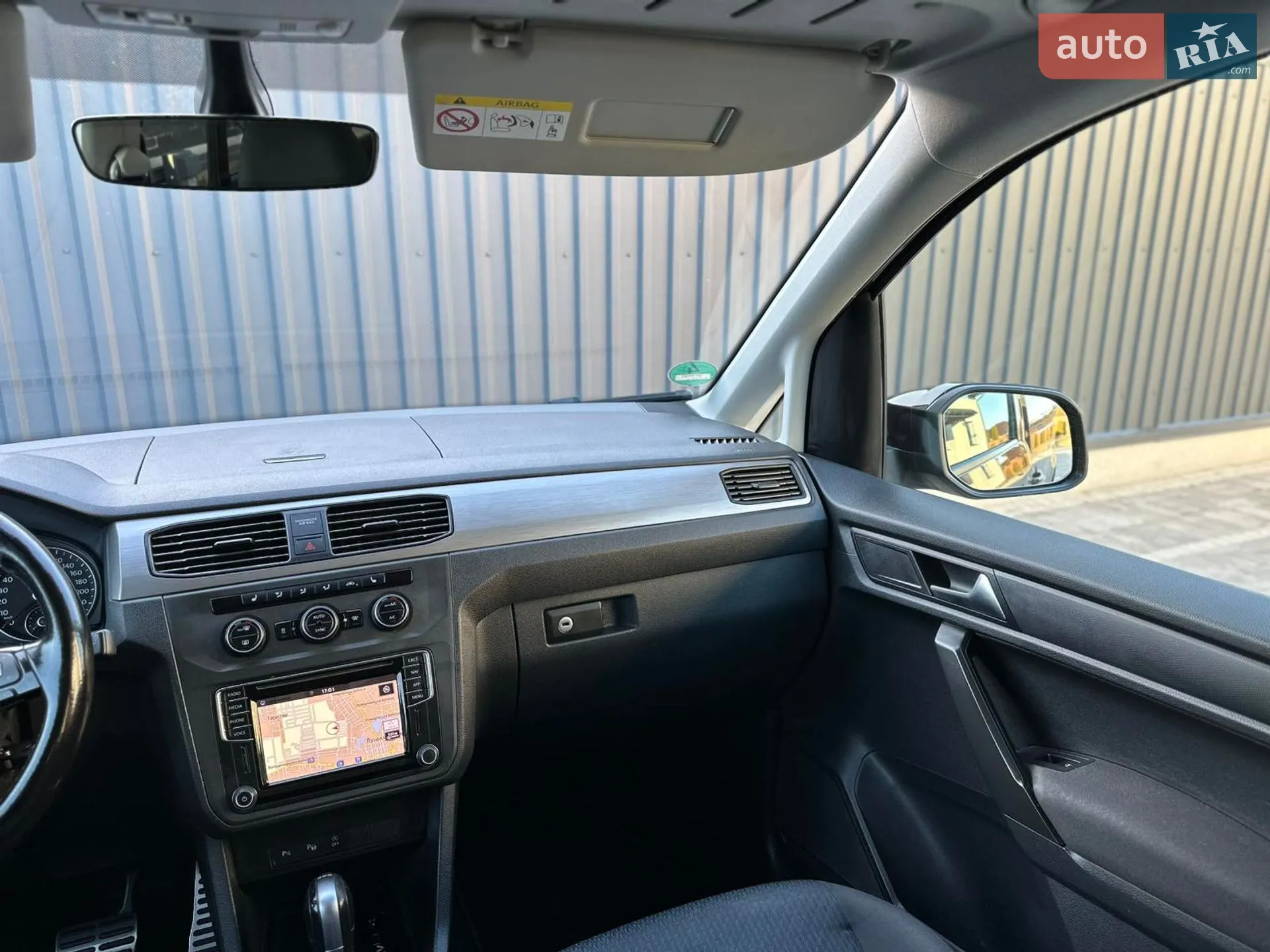 2017 Volkswagen Caddy - мініатюра 35
