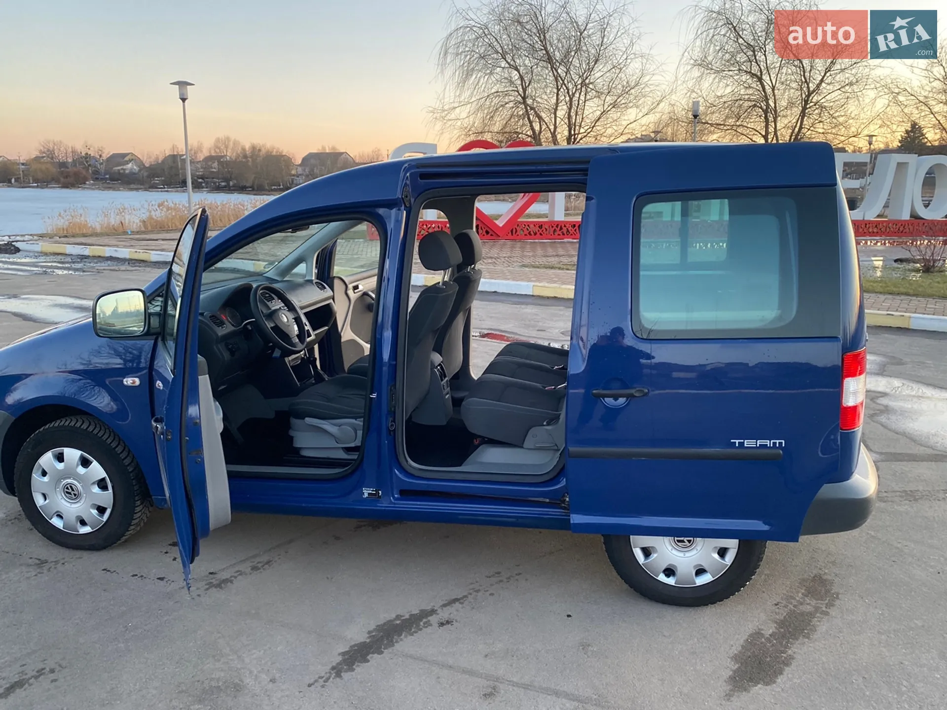 2010 Volkswagen Caddy - мініатюра 13