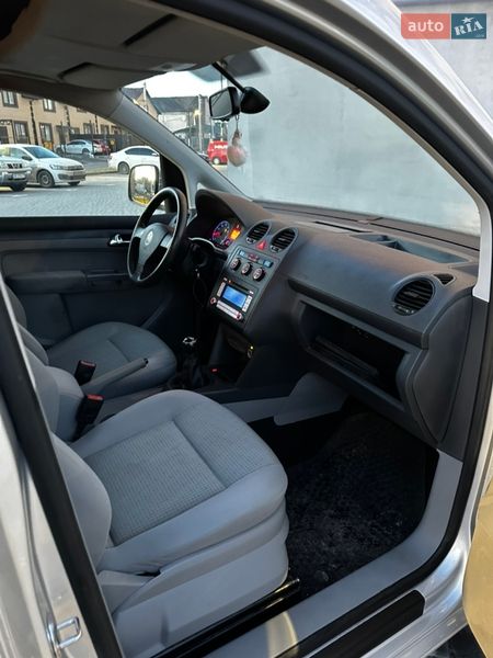 Минивэн Volkswagen Caddy 2008 в Виннице