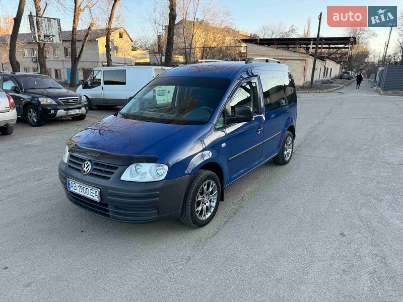 Минивэн Volkswagen Caddy 2010 в Днепре