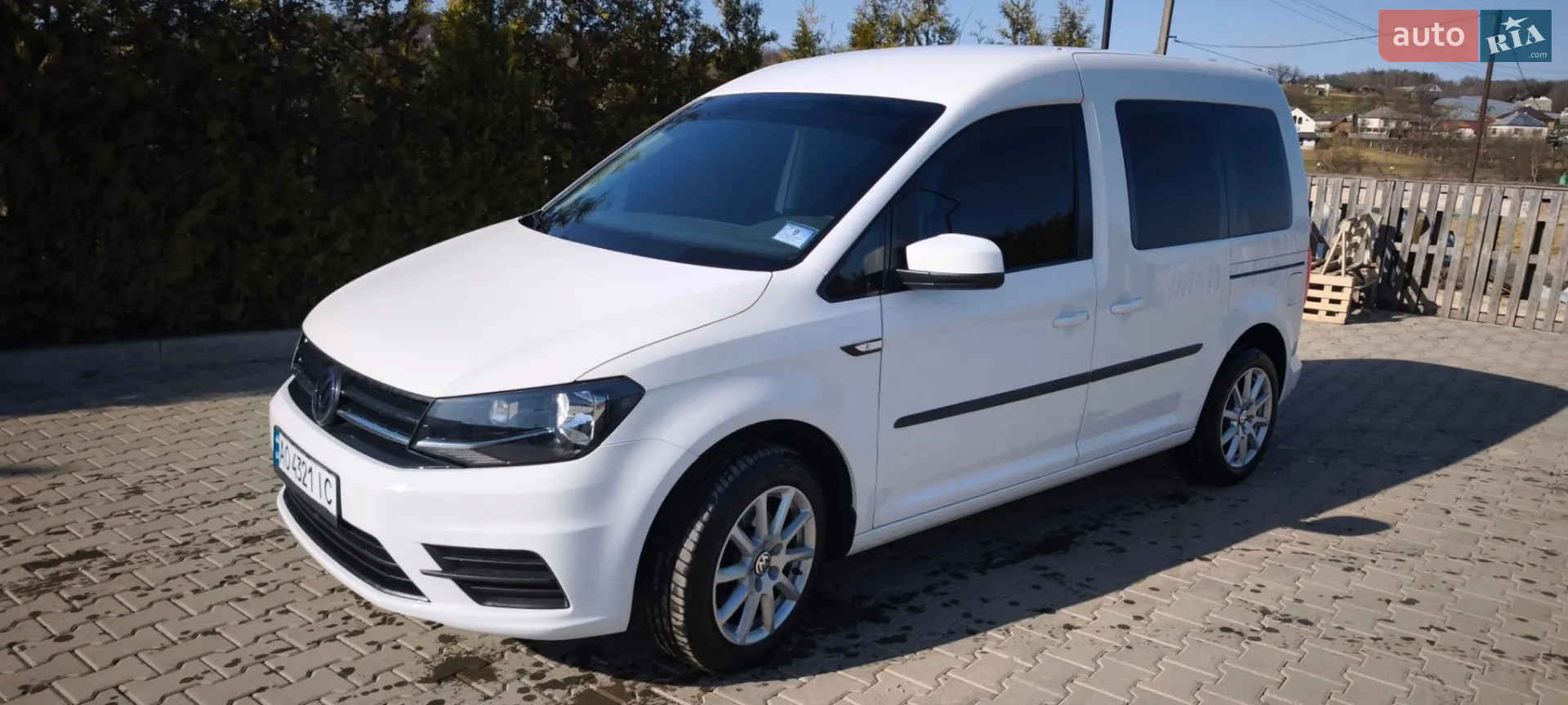 2017 Volkswagen Caddy - фото 1