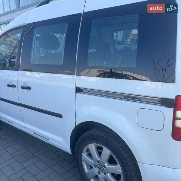 Минивэн Volkswagen Caddy 2014 в Тячеве