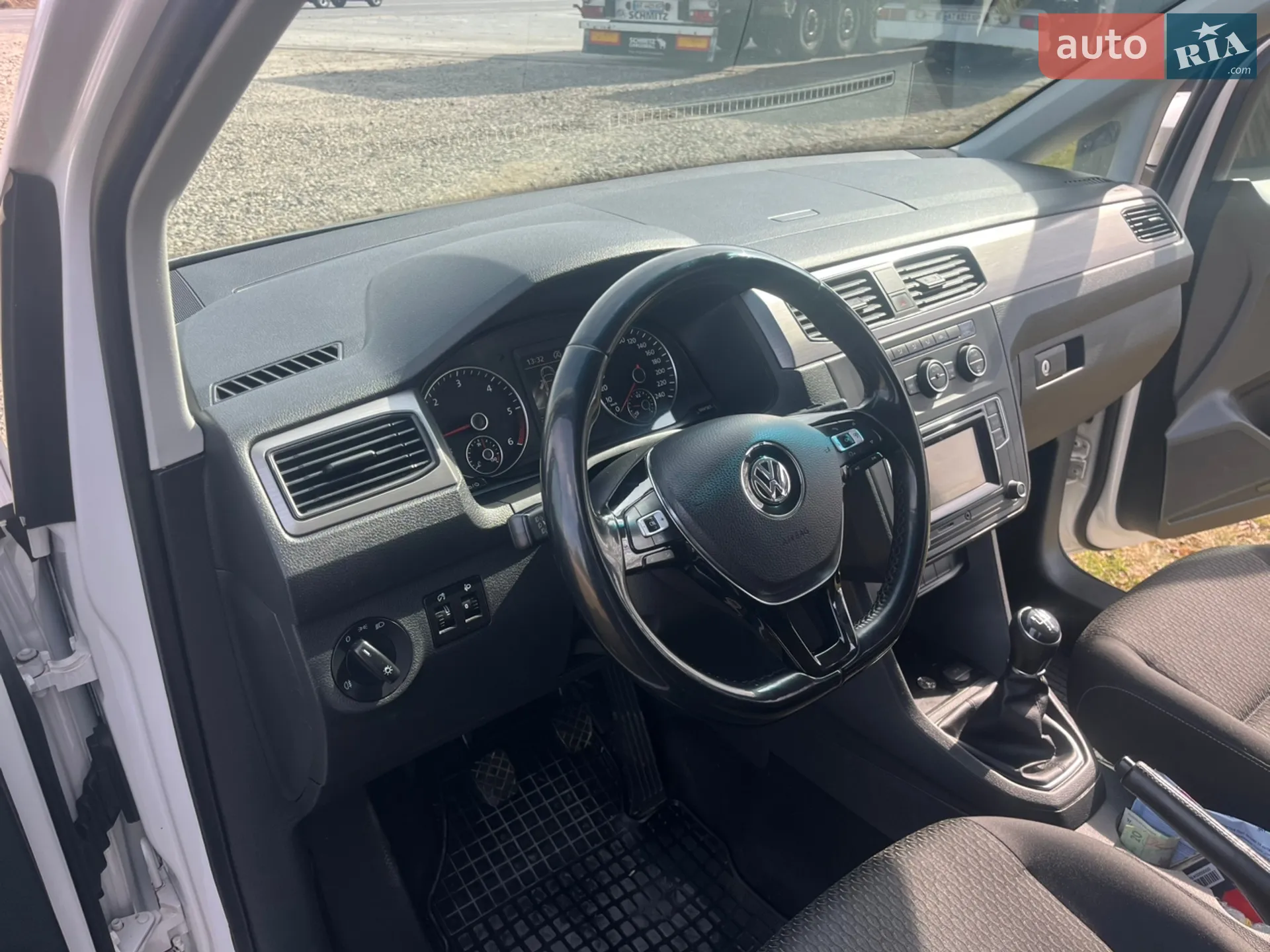 2017 Volkswagen Caddy - мініатюра 16