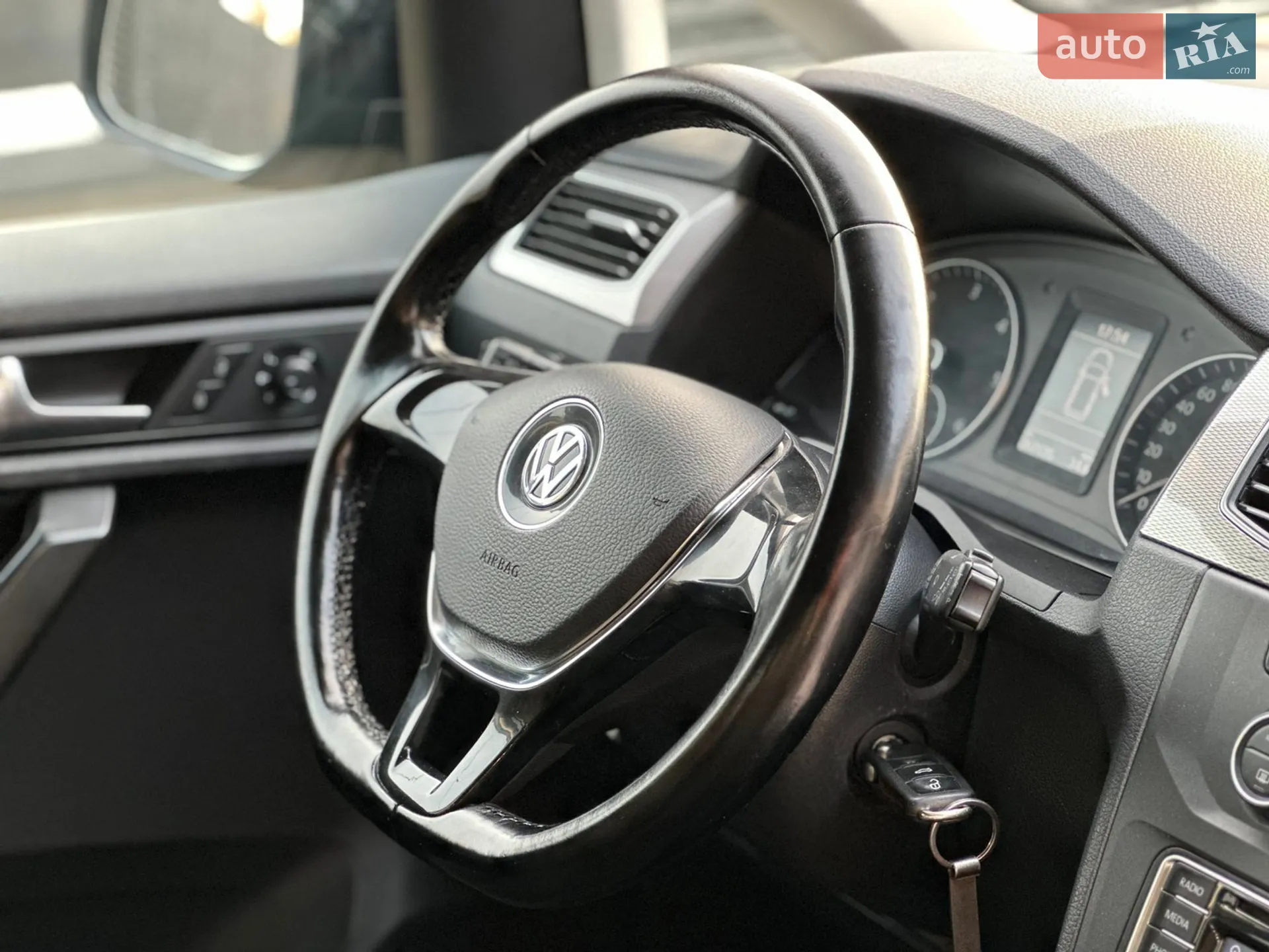 2017 Volkswagen Caddy - мініатюра 31