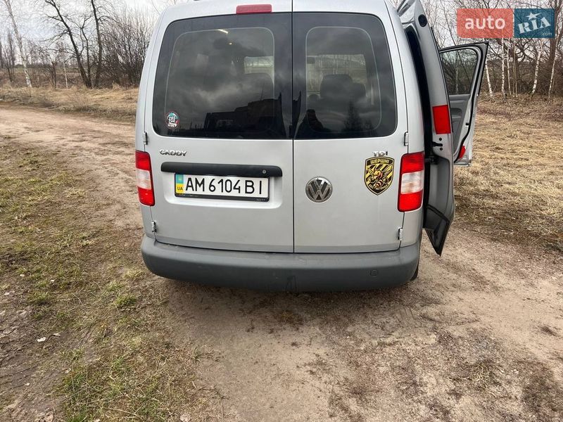 Минивэн Volkswagen Caddy 2006 в Житомире