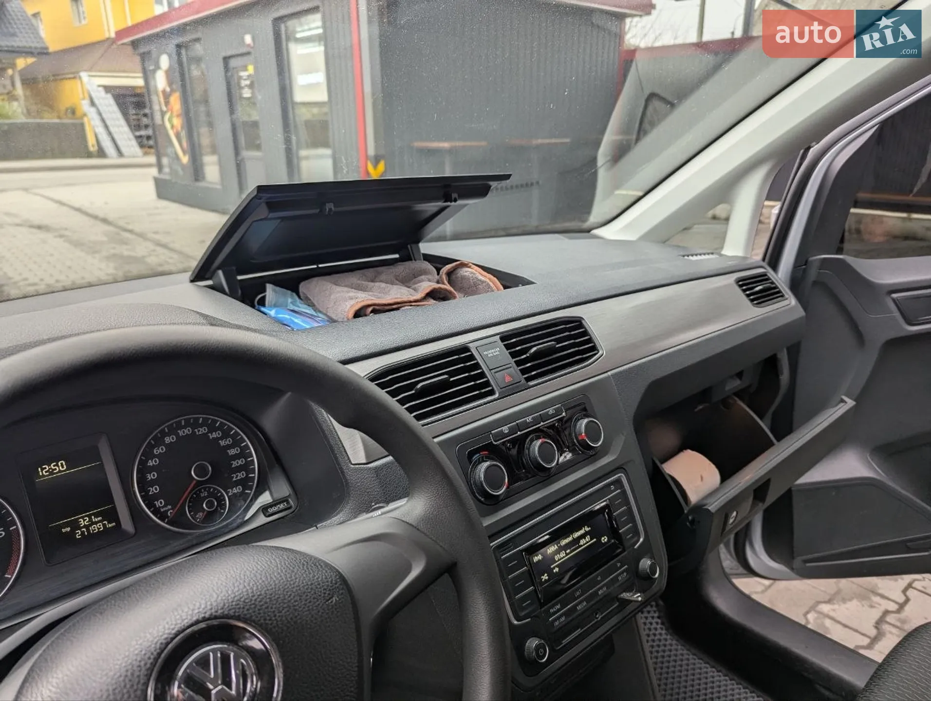 2018 Volkswagen Caddy - мініатюра 23