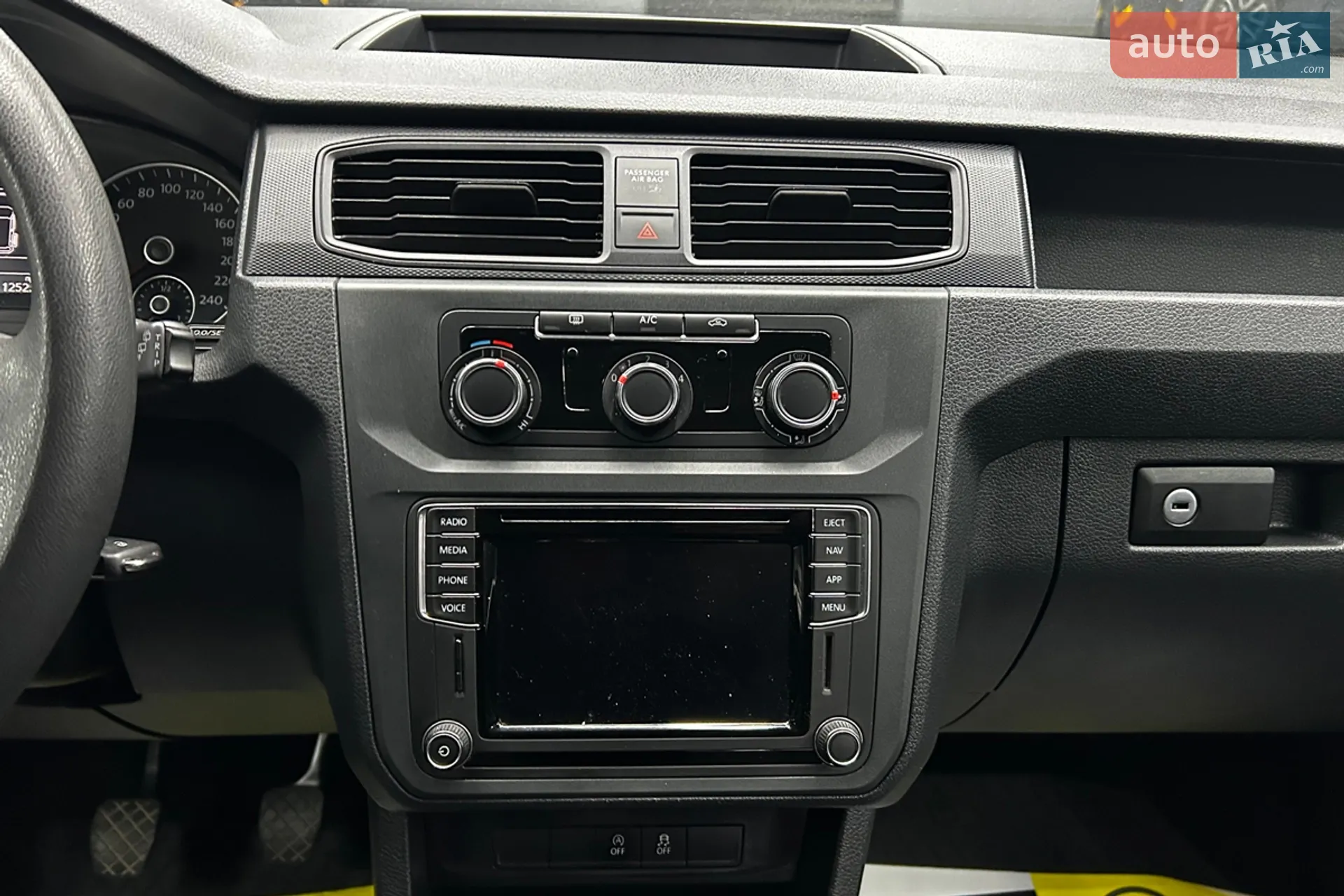 2019 Volkswagen Caddy - мініатюра 17