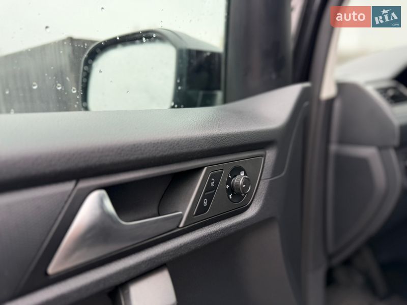 Минивэн Volkswagen Caddy 2017 в Сарнах