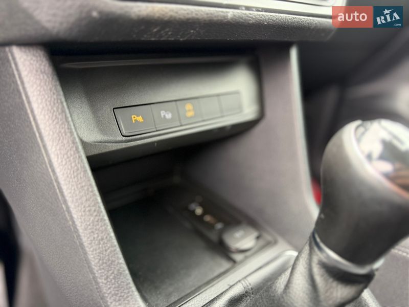 Минивэн Volkswagen Caddy 2017 в Сарнах